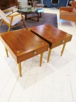 Pair of American Mid-Century side-tables with drawer
American walnut with Aluminium inlay
Fully restored
