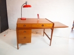 Mid-Century Modern original 1950&#39;s
Desk with pull out leaf to right side
Cherrywood, with metal hardware.
Fully restored.
Origin: U.S.A