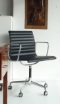 Eames Aluminium Group  side chair