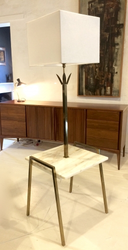 Pair of American Mid Century brass & marble Parzinger (attrib) lamp side tables.
